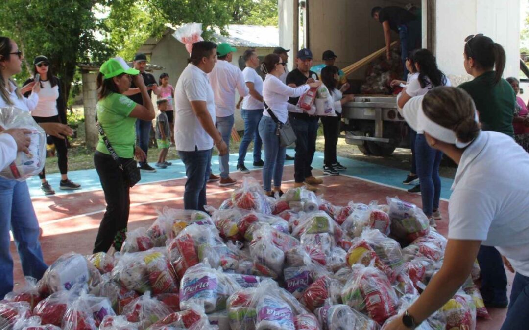 LLEVAN APOYOS A COMUNIDADES AFECTADAS POR LAS LLUVIAS EN TAMUÍN