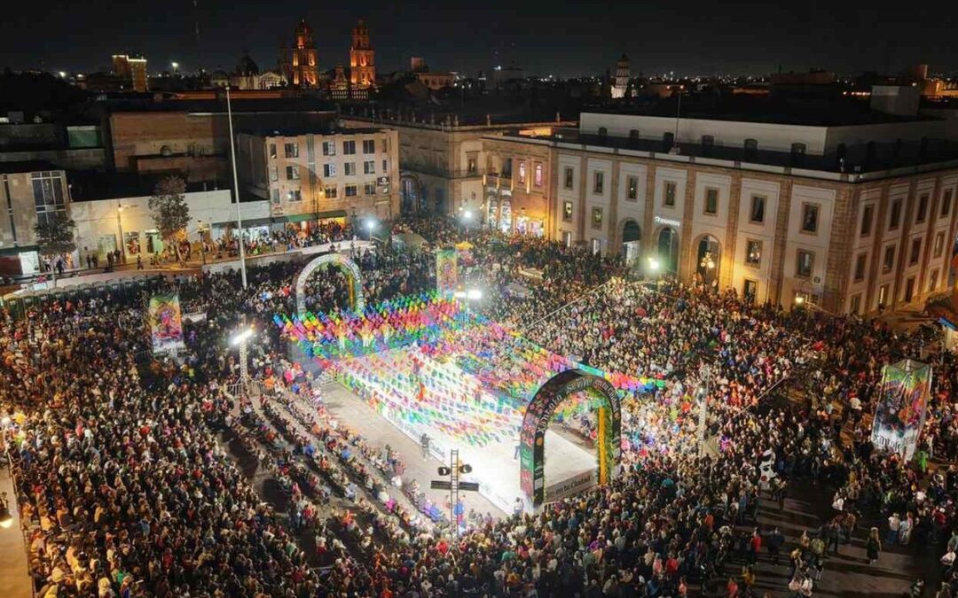 REALIZAN DESFILE “XANTOLO EN TU CIUDAD” EN AVENIDA CARRANZA