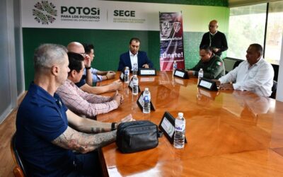 SEGE Y ATLÉTICO DE SAN LUIS FIRMAN CONVENIO PARA IMPULSAR ESCUELA DE FÚTBOL EN SALINAS