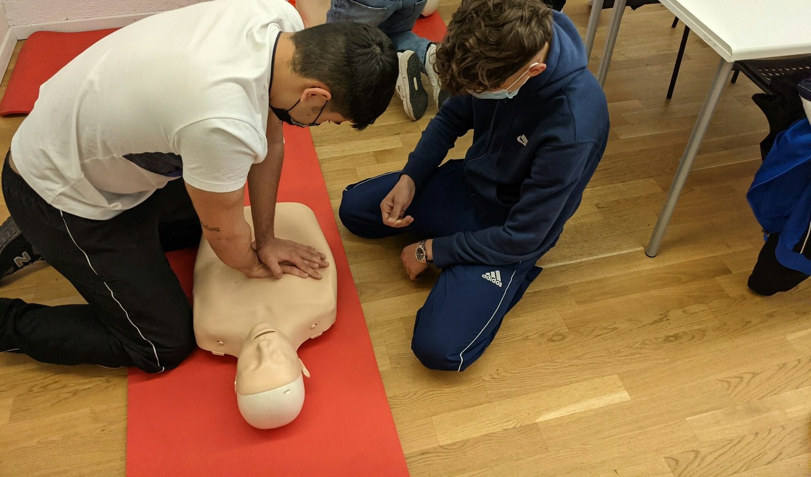 INICIAN CAPACITACIÓN DOCENTE CON CURSO DE PRIMEROS AUXILIOS