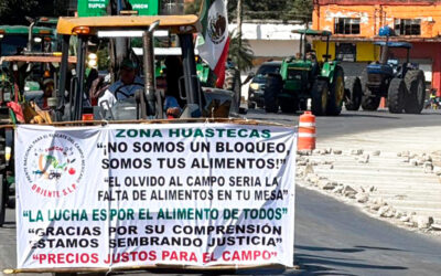 FIRMAN MINUTA Y LIBERAN CARRETERA EN ÉBANO; EN RIOVERDE PERSISTEN LOS BLOQUEOS POR FALTA DE ACUERDOS