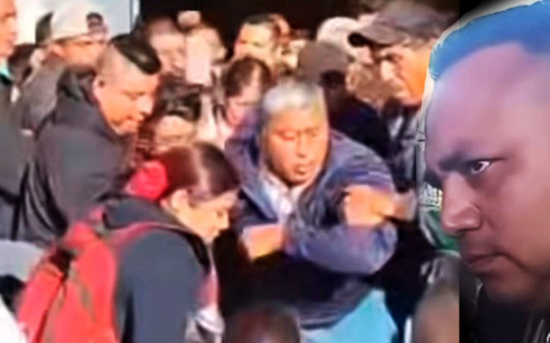 SE HARTARON HABITANTES NÁHUATL Y ECHAN A LA CALLE AL SECRETARIO DEL AYUNTAMIENTO EN MATLAPA