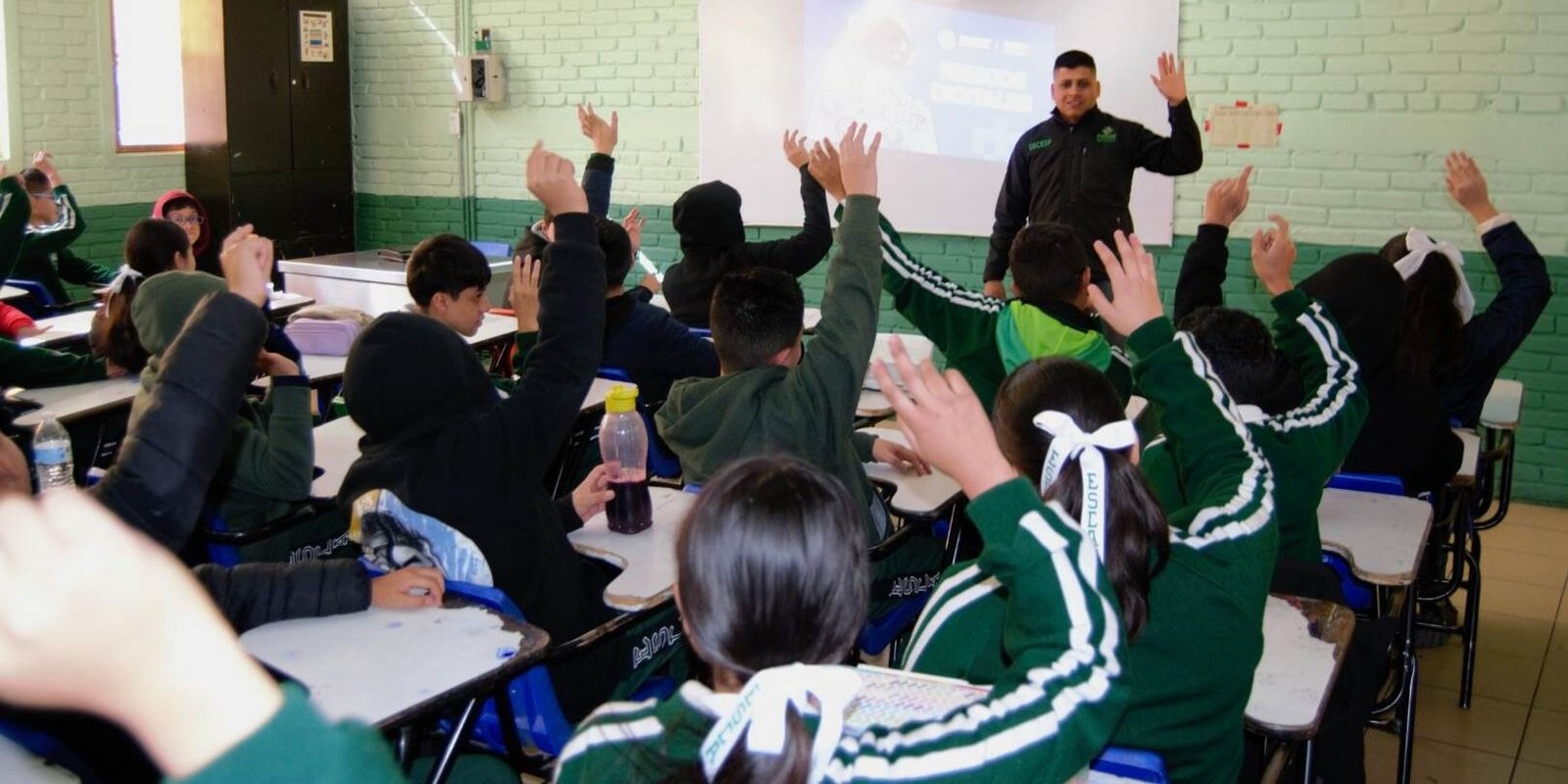 JORNADA DE PAZ LLEGA A SECUNDARIA CAMILO ARRIAGA CON ACTIVIDADES PREVENTIVAS