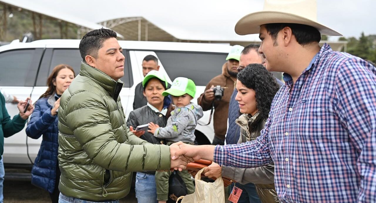 ANUNCIAN INVERSIÓN EN OBRA PÚBLICA PARA MUNICIPIOS DE LA REGIÓN MEDIA EN 2026