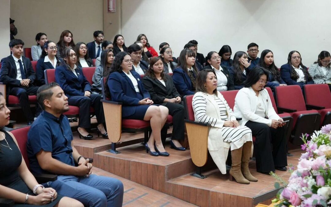 ENTREGAN TÍTULOS A EGRESADOS DE LA GENERACIÓN 2021–2025 DE LA BECENE