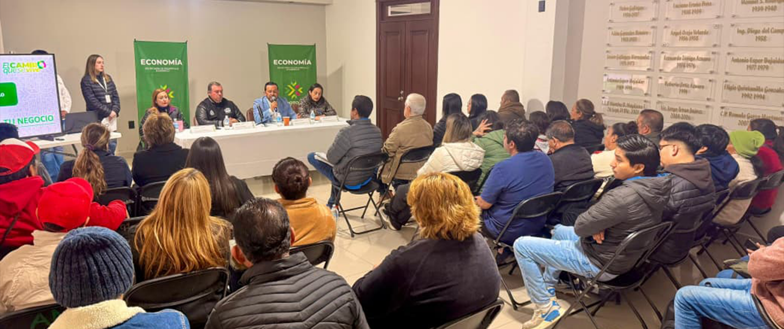 IMPULSAN ESTADO Y MUNICIPIO EL CRECIMIENTO DE EMPRENDEDORES Y MIPYMES CON CAPACITACIÓN Y APOYO DIRECTO EN CIUDAD VALLES