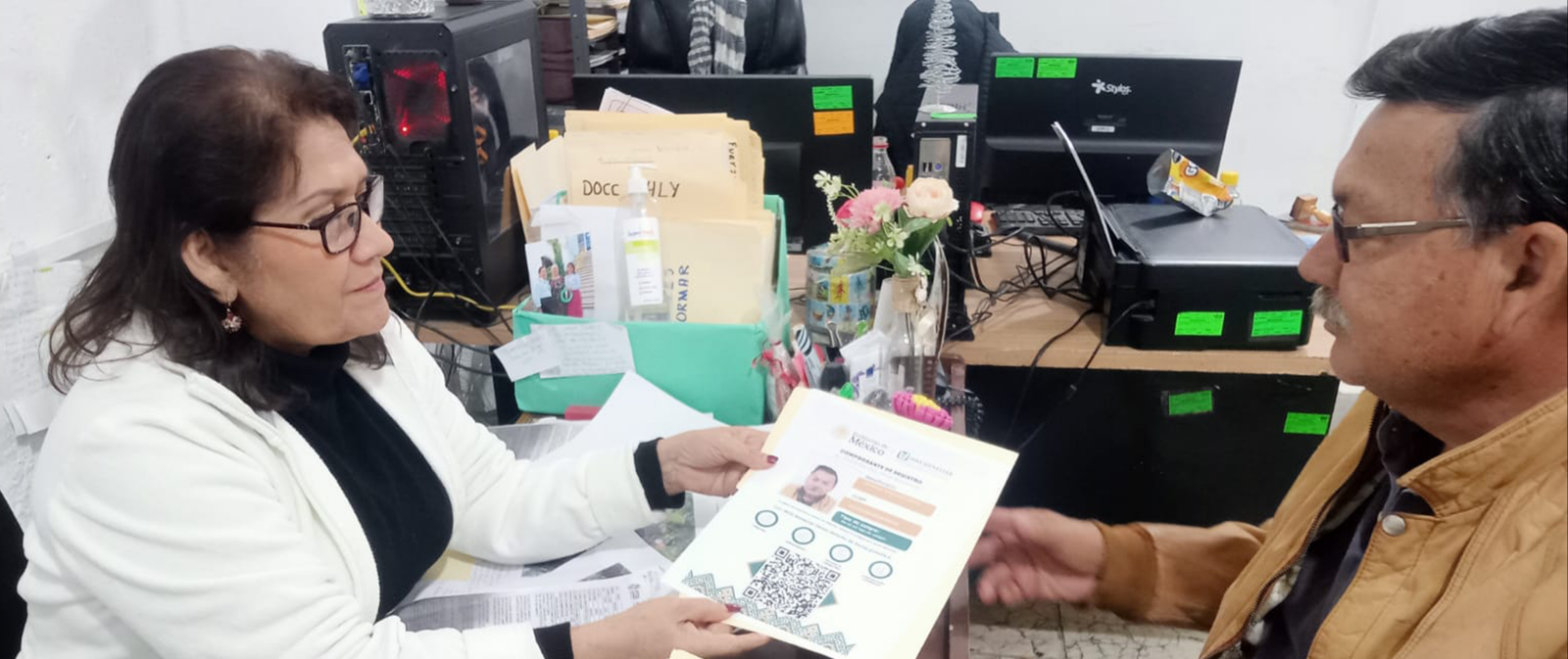 CIUDAD VALLES BRINDA ACOMPAÑAMIENTO A ADULTOS MAYORES PARA SU REGISTRO EN IMSS BIENESTAR