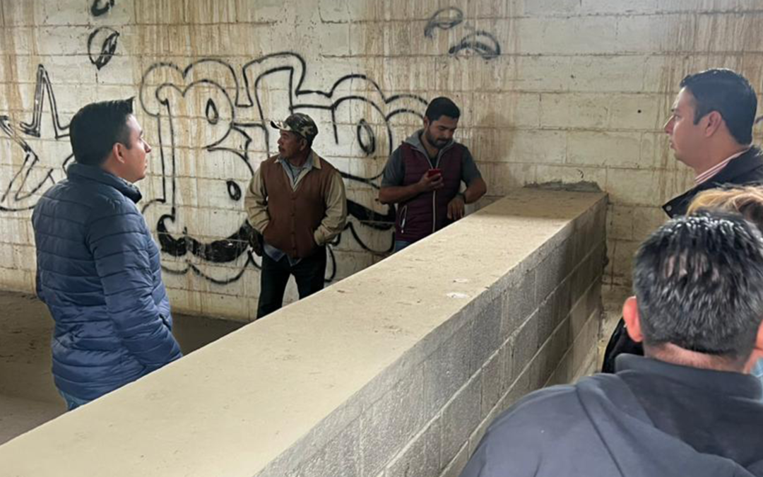 CIUDAD VALLES AVANZA EN PROYECTO PARA LLEVAR UNA BIBLIOTECA COMUNITARIA AL EJIDO LAGUNA DEL MANTE