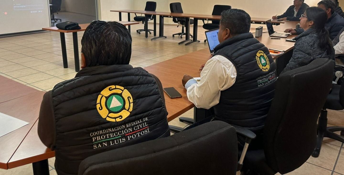 CAPACITAN A MUNICIPIOS EN EVALUACIÓN DE SEGURIDAD DE VIVIENDAS ANTE SISMOS