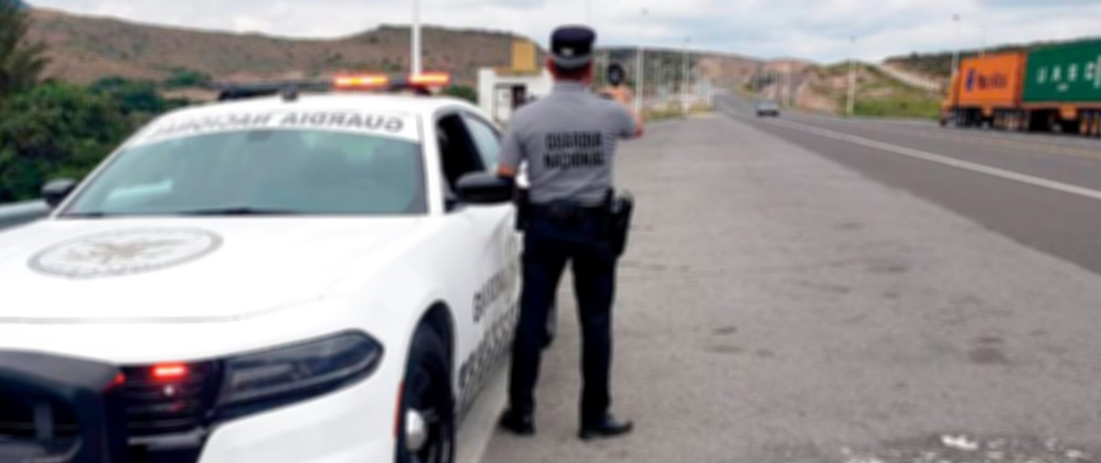 DUEÑOS DE AUTOS EXTRANJEROS MARCHARÁN HACIA LA GUARDIA NACIONAL EN LA CAPITAL POTOSINA