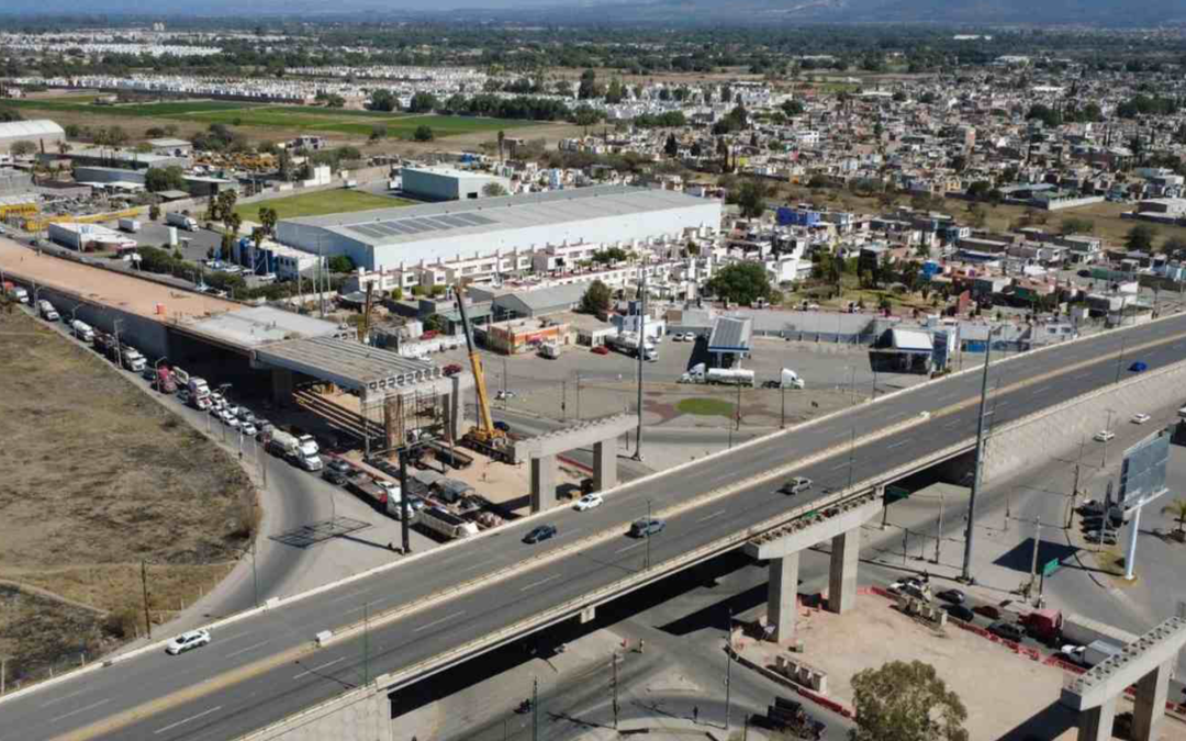 CONTINÚAN CIERRES VIALES NOCTURNOS EN CIRCUITO POTOSÍ Y VALLE DE LOS FANTASMAS