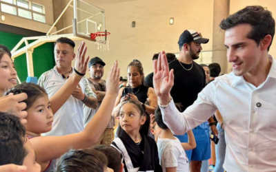 ENCUENTRO CON ROMMEL PACHECO IMPULSA EL TALENTO POTOSINO