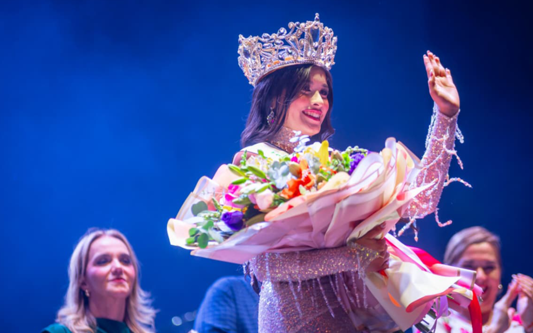REALIZAN INAUGURACIÓN NOCTURNA DE FENAHUAP 2026 EN TEATRO DEL PUEBLO