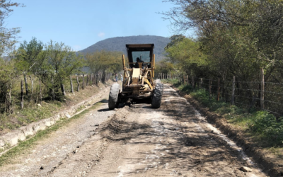 MEJORAN CARRETERAS Y CALLES EN RAYÓN PARA FACILITAR MOVILIDAD