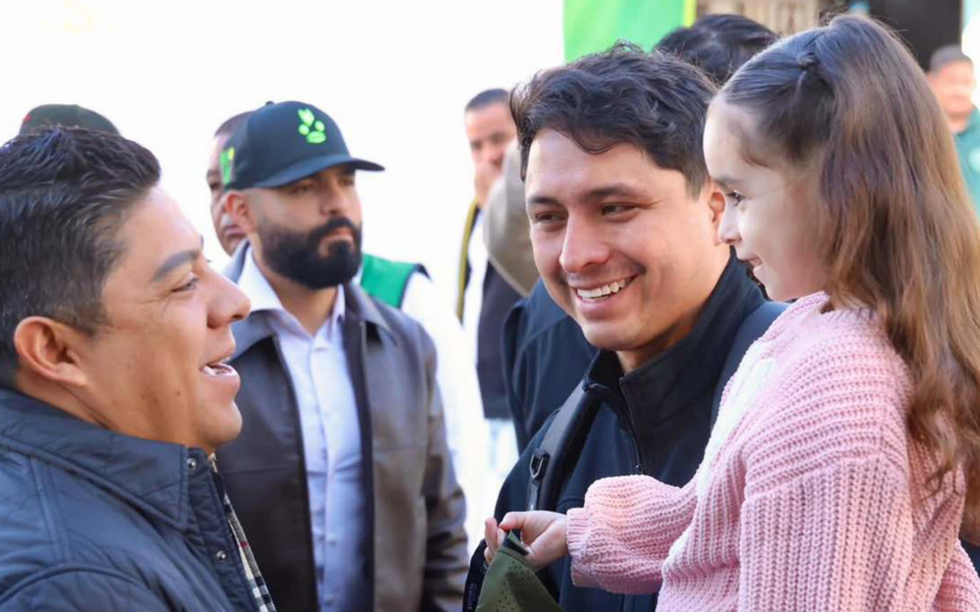 FAMILIAS POTOSINAS RECIBEN PROGRAMAS DE APOYO EN DÍA DE LA FAMILIA