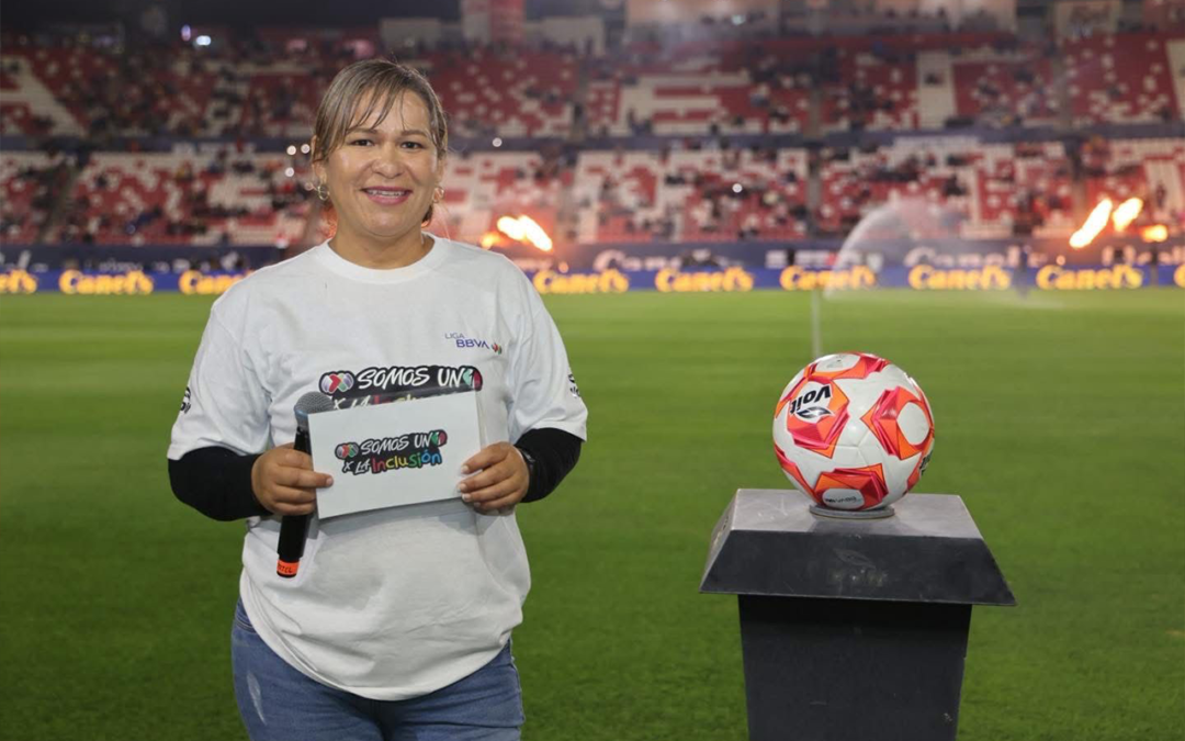 ENTREGAN AYUDAS TÉCNICAS A PERSONAS CON DISCAPACIDAD A TRAVÉS DEL CREE