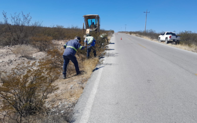 REALIZAN TRABAJOS DE CONSERVACIÓN EN CAMINOS DE CATORCE