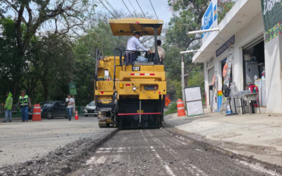 INICIA REHABILITACIÓN DEL CAMINO COMOCA-AXTLA EN AXTLA DE TERRAZAS