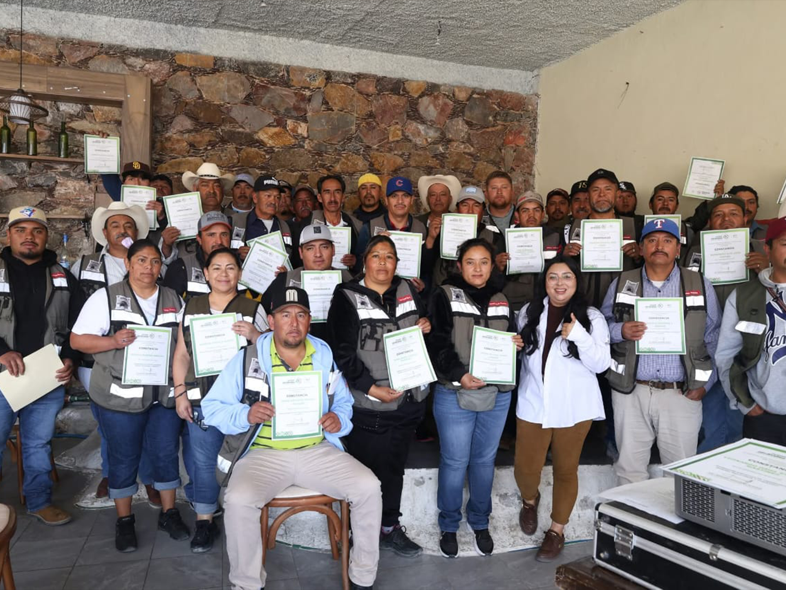 CAPACITAN A MIL 894 OPERADORES DE TRANSPORTE PÚBLICO EN EL PRIMER ...