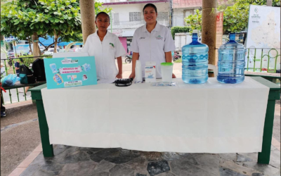 INSTALAN PUNTOS DE HIDRATACIÓN EN LA HUASTECA POR OLA DE CALOR