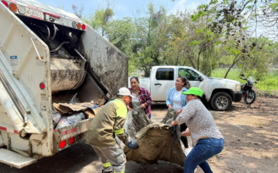 RECOLECTAN 18 TONELADAS DE RESIDUOS EN JORNADA DE LIMPIEZA DEL RÍO VALLES