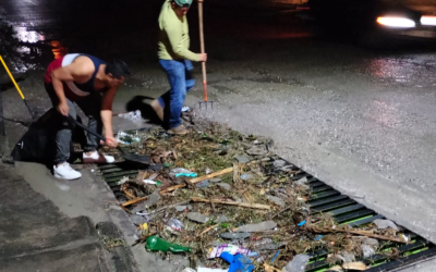 CIUDAD VALLES REALIZA DESAZOLVE TRAS LLUVIAS RECIENTES