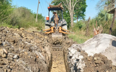 CONSTRUYEN SISTEMA DE AGUA POTABLE EN ANTIGUO TAMBOLÓN