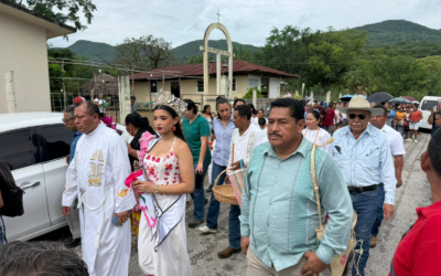 REALIZAN BENDICIÓN DE SEMILLAS EN EJIDO SAN ANTONIO HUICHIMAL