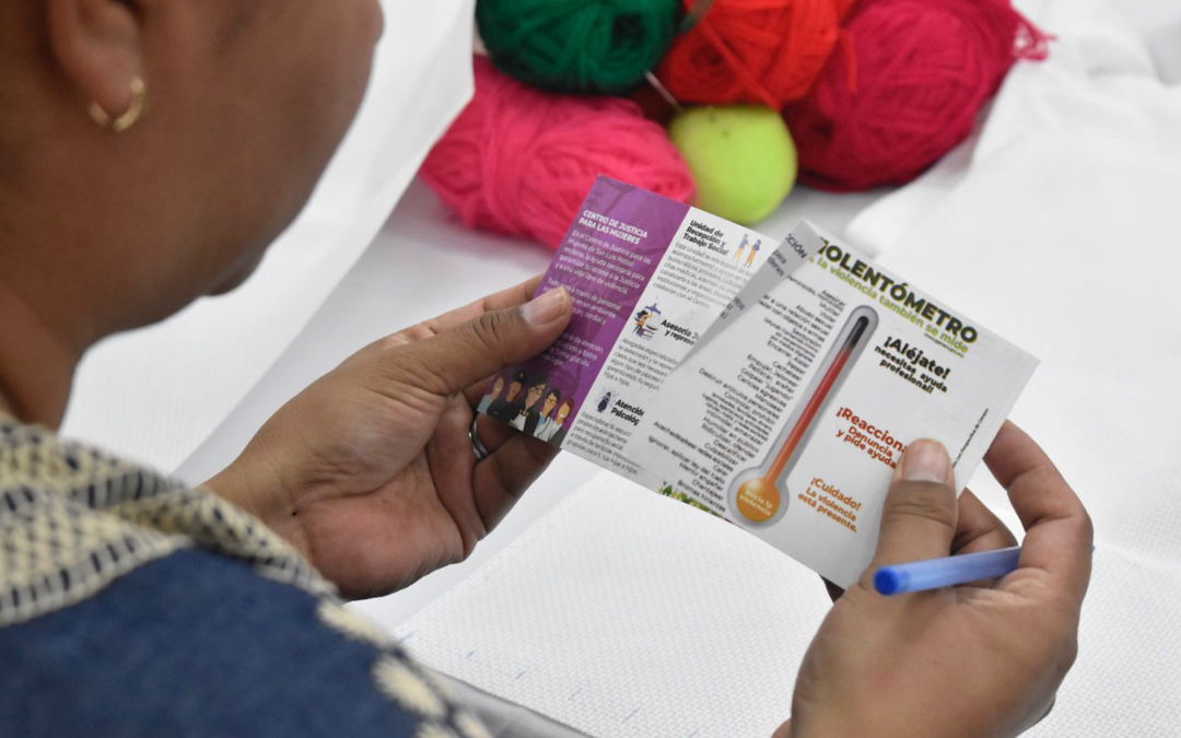REALIZAN TALLER DE BORDADO TÉNEK PARA MUJERES DE LA REGIÓN HUASTECA