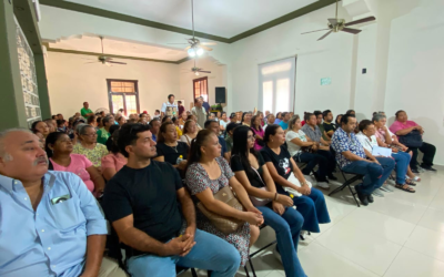 CIUDAD VALLES CAPACITA LÍDERES COMUNITARIOS CONTRA EL DENGUE
