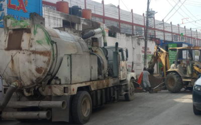 INICIAN MANTENIMIENTO SANITARIO EN MERCADO CONSTITUCIÓN EN CIUDAD VALLES