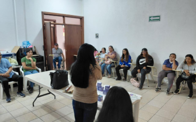 ENTREGAN COPAS MENSTRUALES A MUJERES EN MATEHUALA