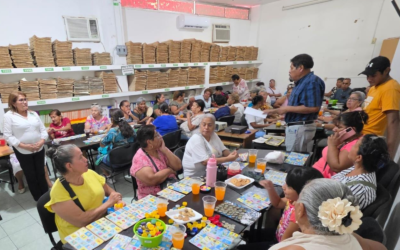 ADULTOS MAYORES RECIBEN ATENCIÓN Y APOYOS EN CIUDAD VALLES