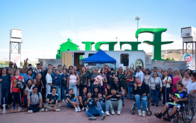PERSONAS CON DISCAPACIDAD VISUAL RECORREN FENAPO EN SAN LUIS POTOSÍ