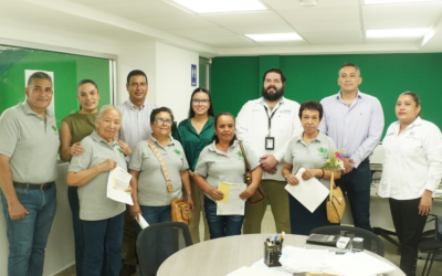 CIUDAD VALLES RECONOCE A 51 TRABAJADORES EN JUBILACIÓN