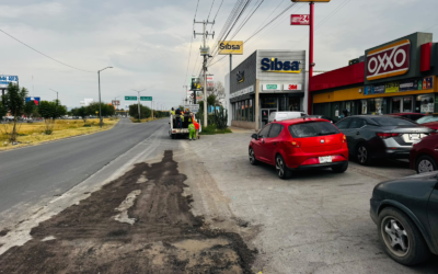 REALIZAN NIVELACIÓN EN LATERAL DE CARRETERA 57 EN SAN LUIS POTOSÍ
