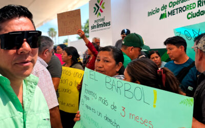 IRRUMPEN INDÍGENAS TÉNEK EN EVENTO DE GALLARDO