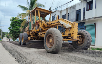 REHABILITAN CALLES EN CIUDAD VALLES CON MATERIAL ASFÁLTICO RECUPERADO