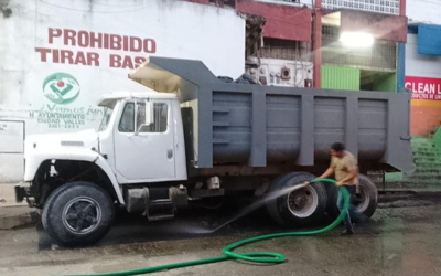 MANTIENEN RECOLECCIÓN DE BASURA LAS 24 HORAS EN MERCADOS DE CIUDAD VALLES