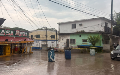 CIUDAD VALLES MANTIENE CIERRE VEHICULAR HACIA COLONIA JUÁREZ